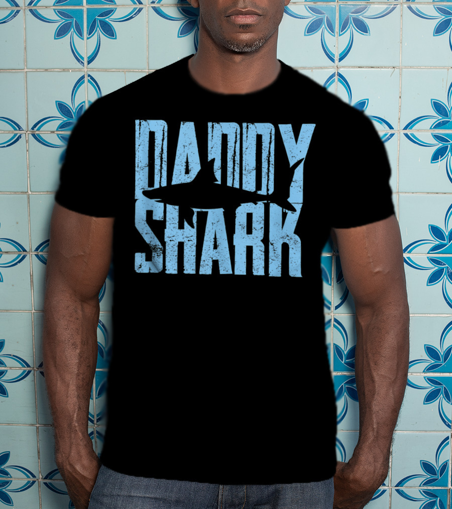 Daddy Shark Father's Day Gift Mens T-Shirt