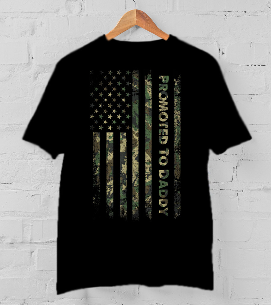 Promoted To Daddy American Flag Camo Fathers Mens T-Shirt