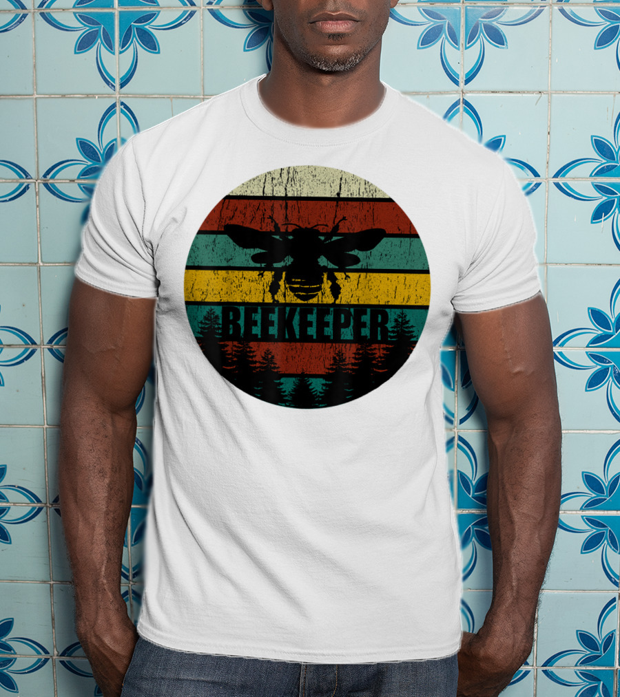 Retro Vintage Beekeeper Bee Stripes And Forest T-Shirt