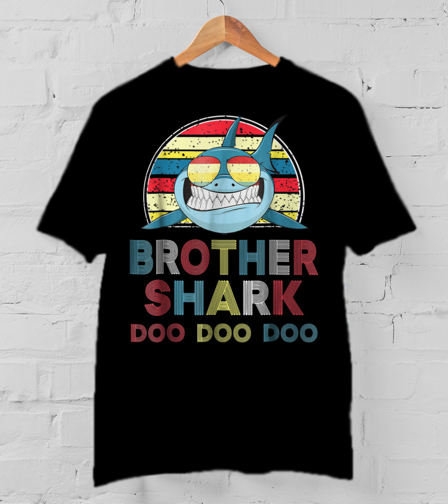 Retro Vintage Brother Shark Doo Doo Doo Sunglasses Stripes T-Shirt