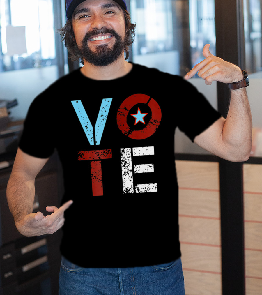 Vote With Retro Star In Circle T-Shirt