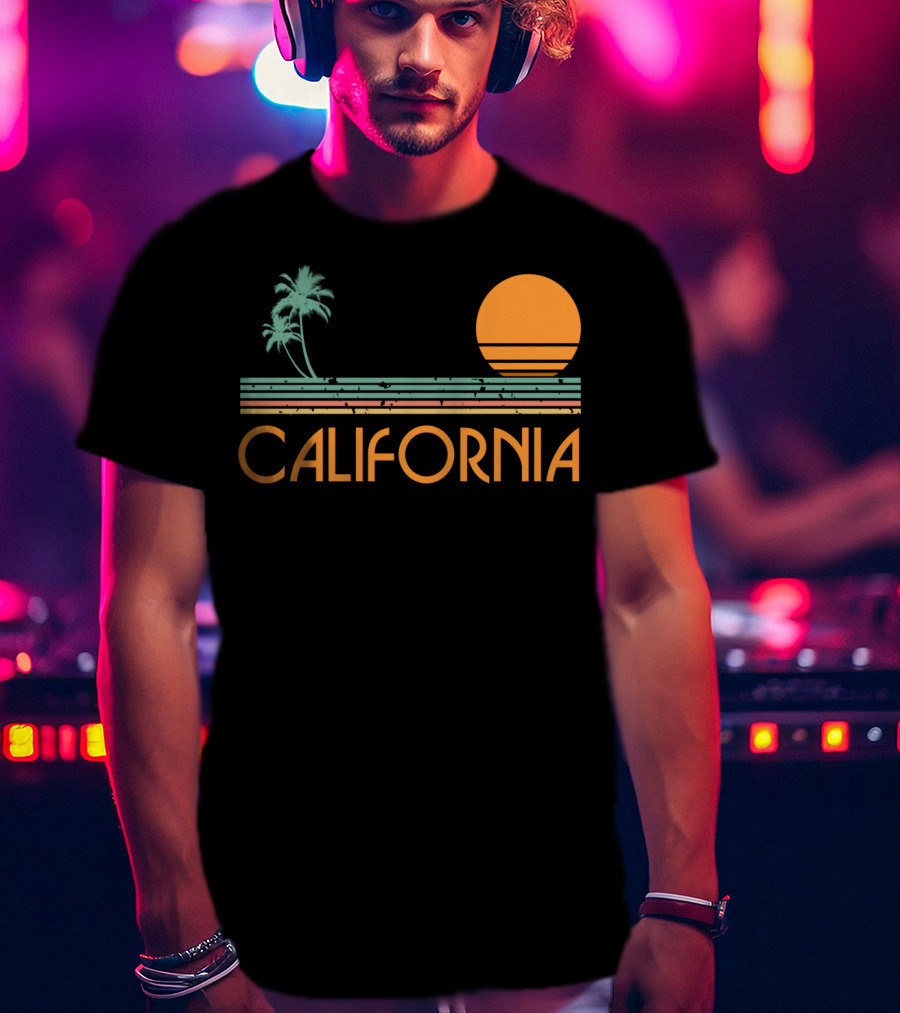 California Retro Sunset Palm Beach Vintage T-Shirt