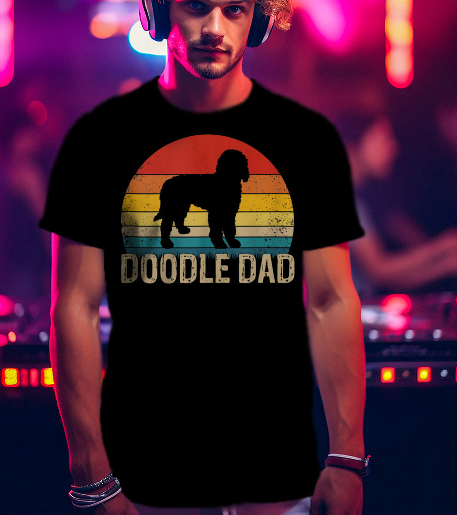 Vintage Goldendoodle Silhouette Doodle Dad Retro Sunset T-Shirt