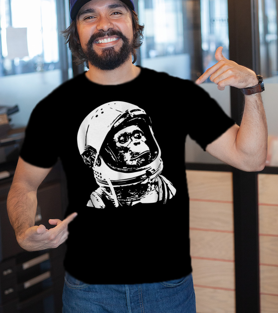 Vintage Space Astronaut Monkey Iconic Exploration T-Shirt