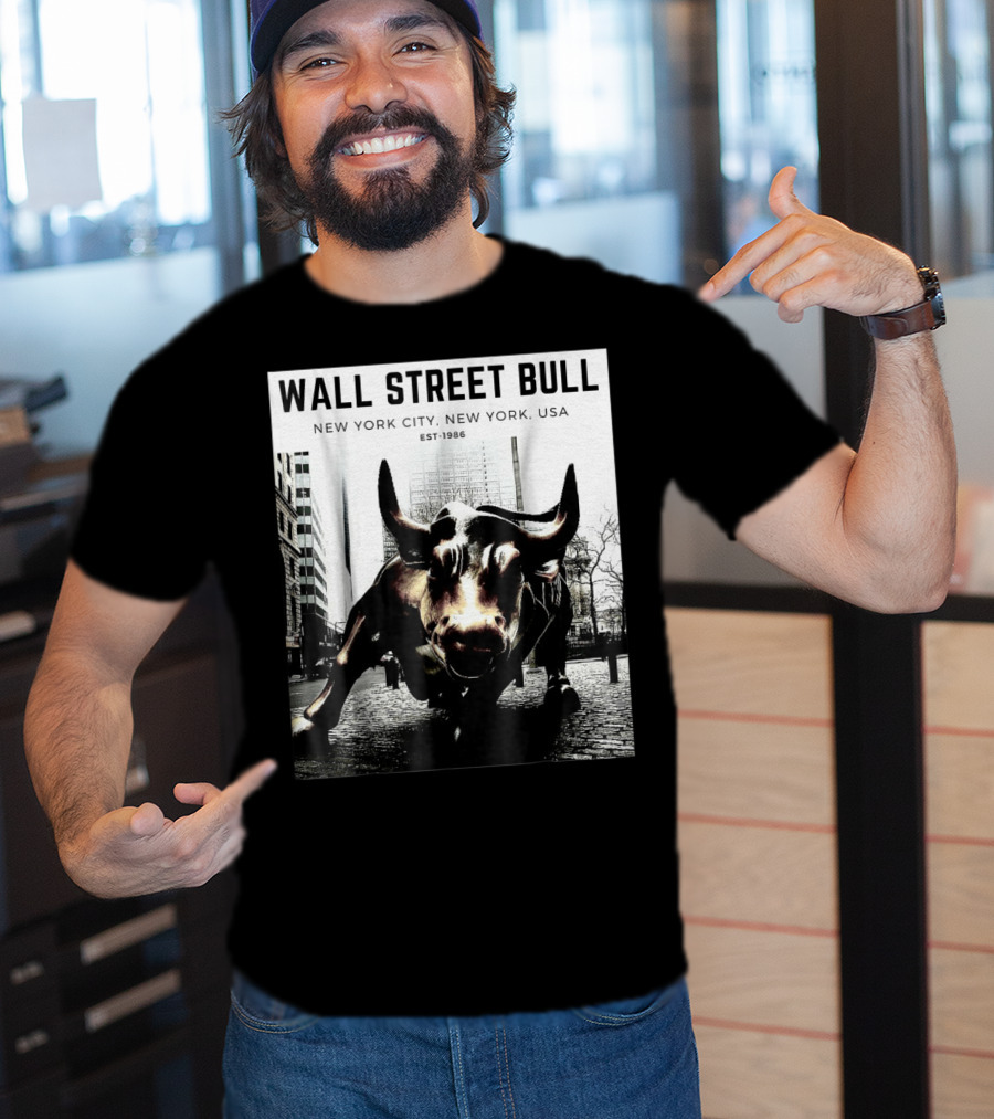 Wall Street Bull New York City EST-1986 T-Shirt