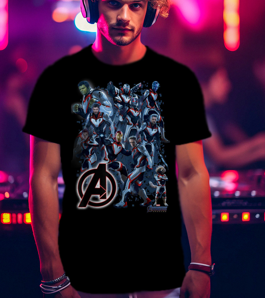 Marvel Avengers Endgame Quantum Suit Group With Avengers T-Shirt