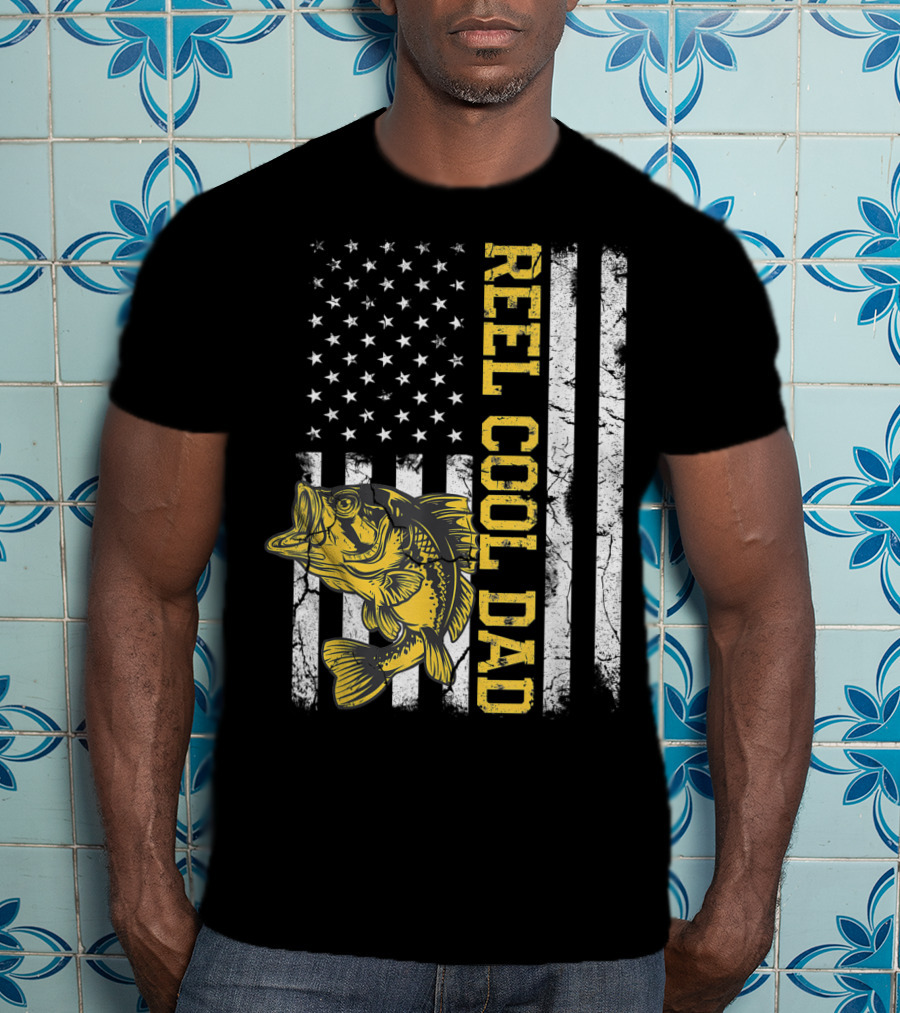 REEL COOL DAD American Flag Fishing T-Shirt