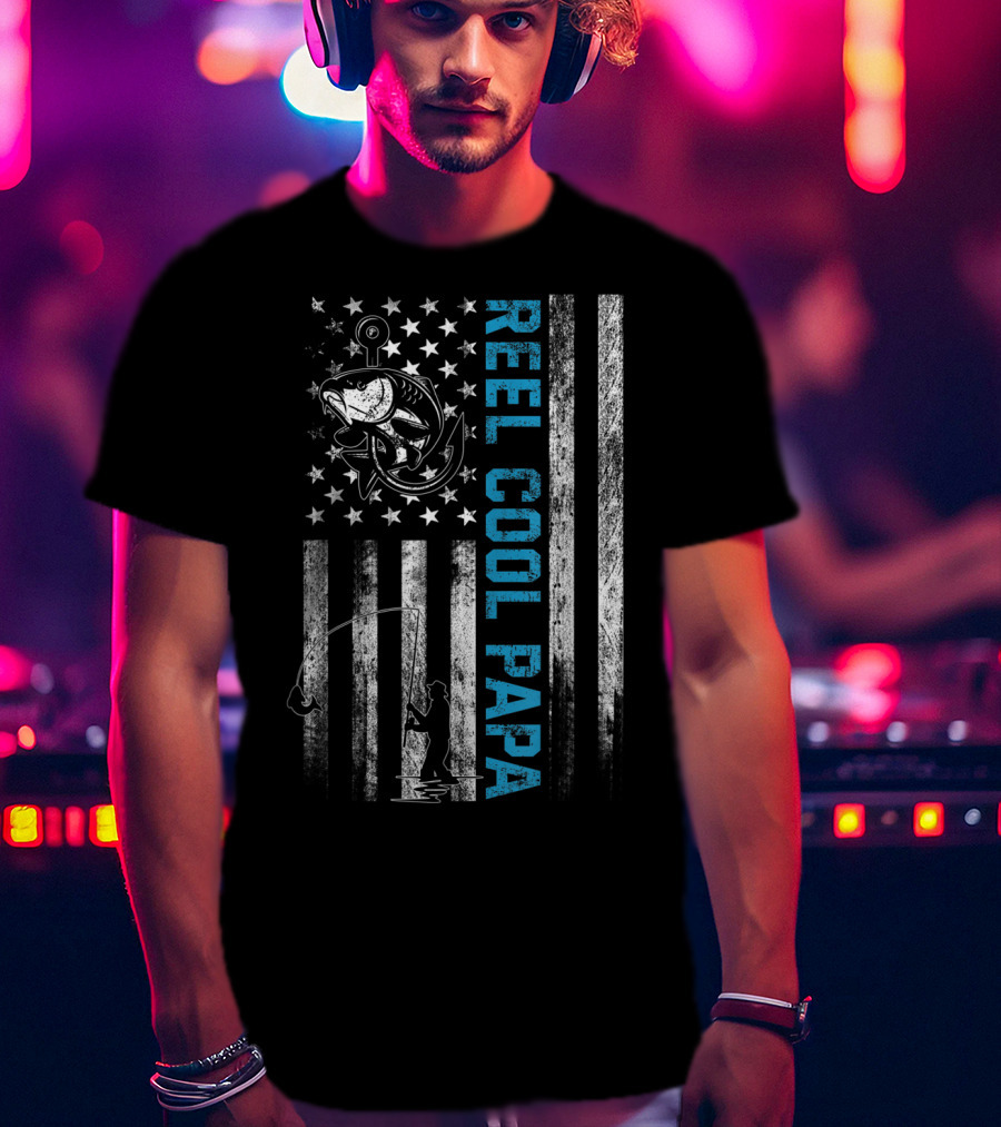 Reel Cool Papa American Flag Fishing Fish T-Shirt