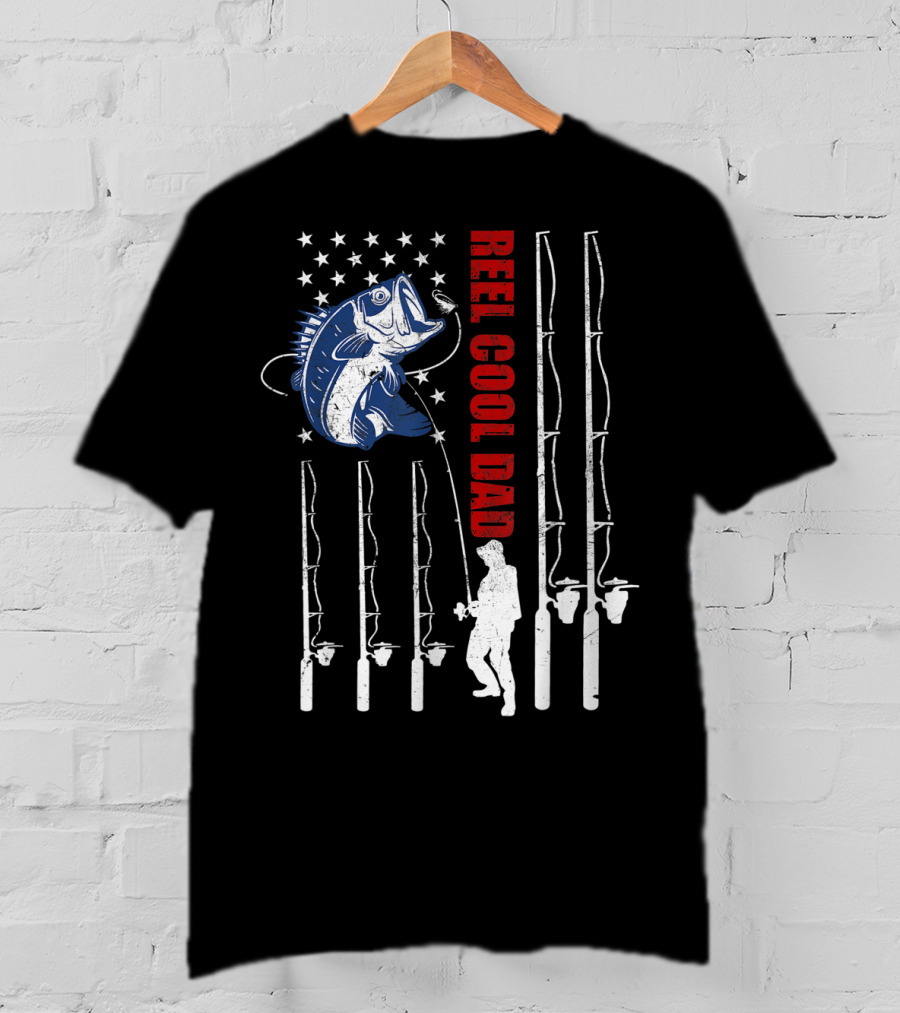 Reel Cool Dad Vintage Fishing USA Flag Mens Fish Rods T-Shirt