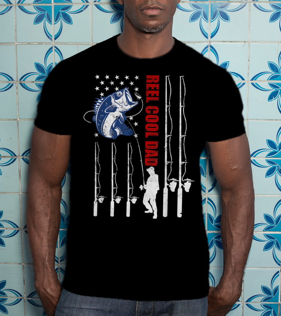 Reel Cool Dad Vintage Fishing USA Flag Mens Fish Rods T-Shirt