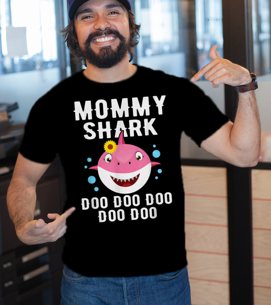 Mommy Shark Doo Doo Doo Doo Funny Kids Video Baby T-Shirt