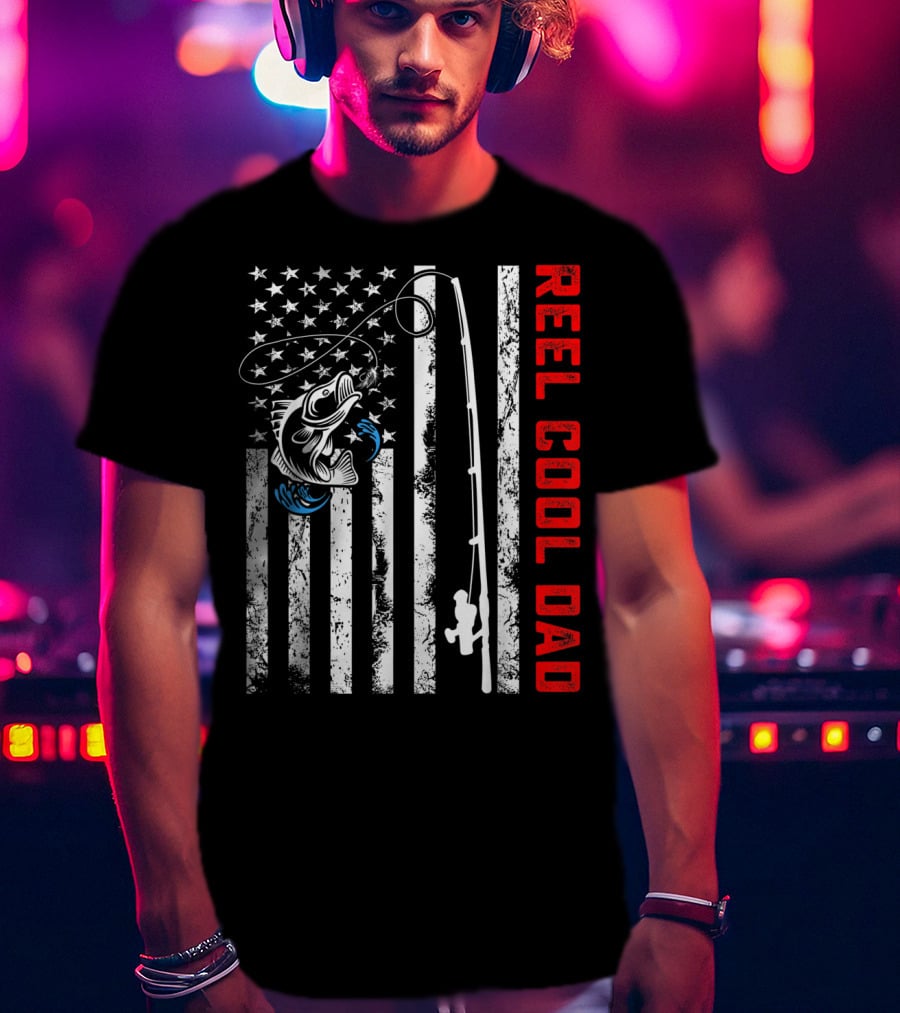 Reel Cool Dad American Flag Fishing Patriotic Father's Day Birthday T-Shirt