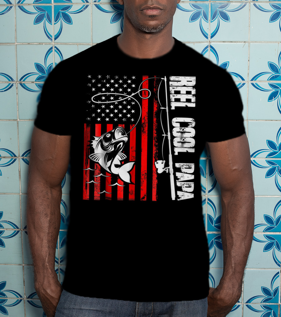 Reel Cool PAPA Fishing Lover American Flag T-Shirt