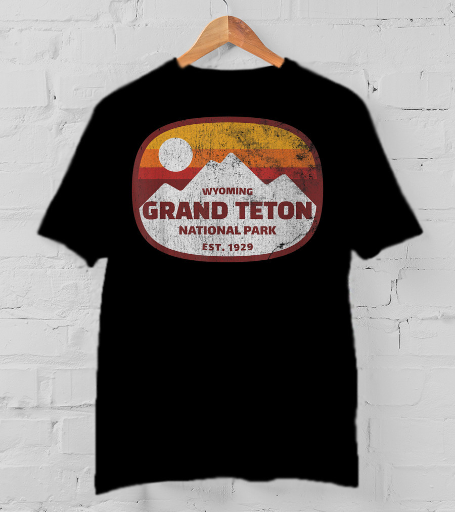 Wyoming Grand Teton National Park Est. 1929 Retro T-Shirt