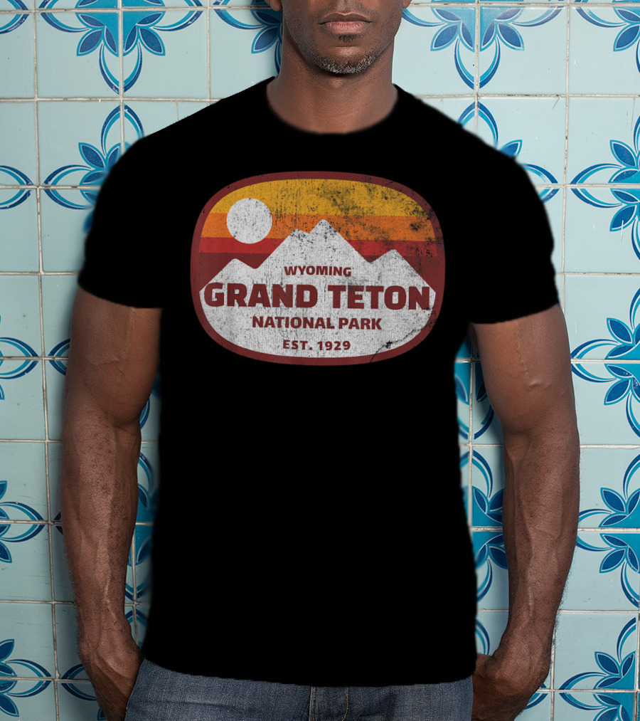 Wyoming Grand Teton National Park Est. 1929 Retro T-Shirt
