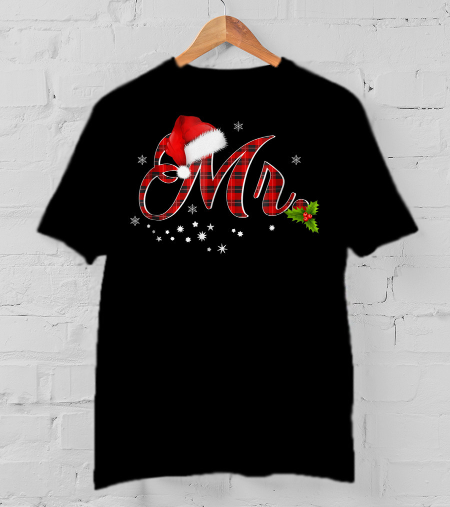 Mr Red Plaid Festive Santa Hat And Holly Matching T-Shirt