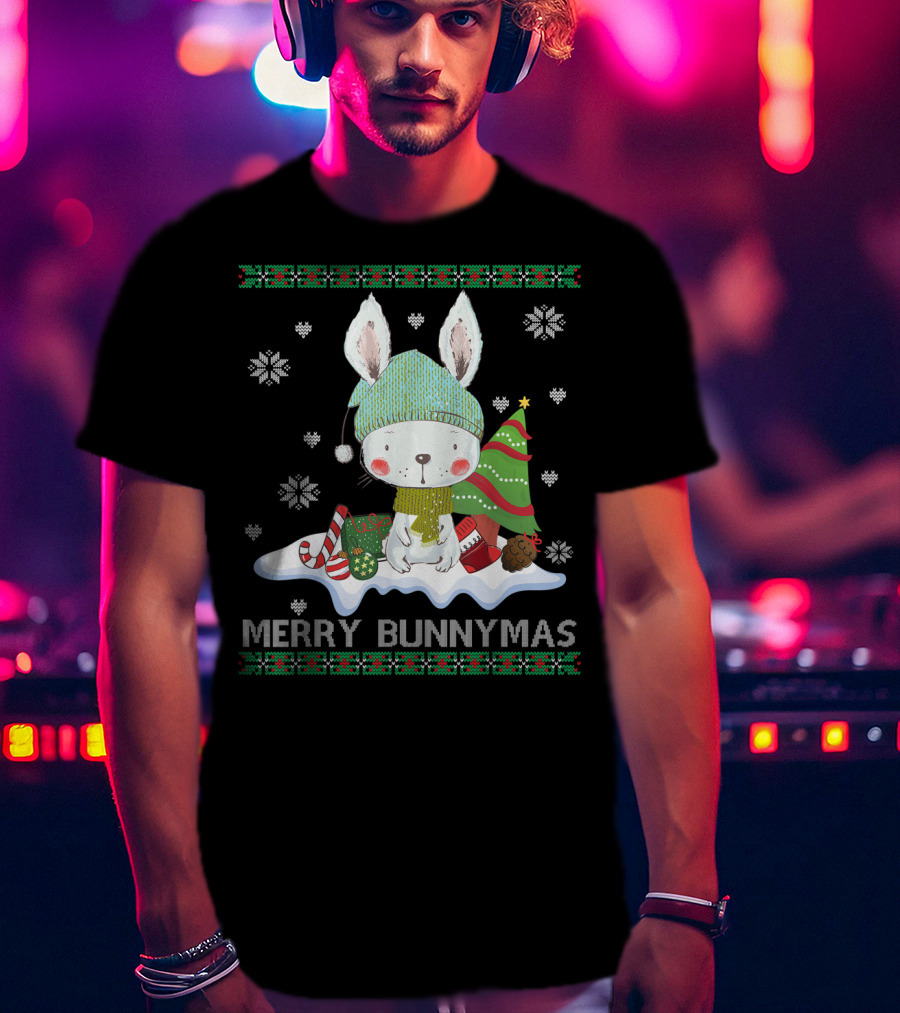 Merry Bunnymas Cute Bunny With Santa Hat And Christmas Tree T-Shirt