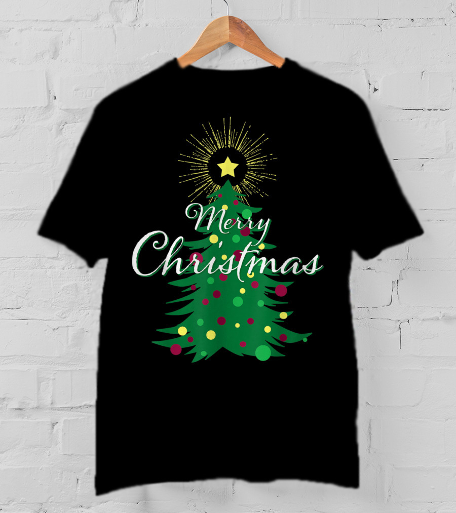 Merry Christmas Tree With Star And Colorful Ornaments For Family Party T-Shirt