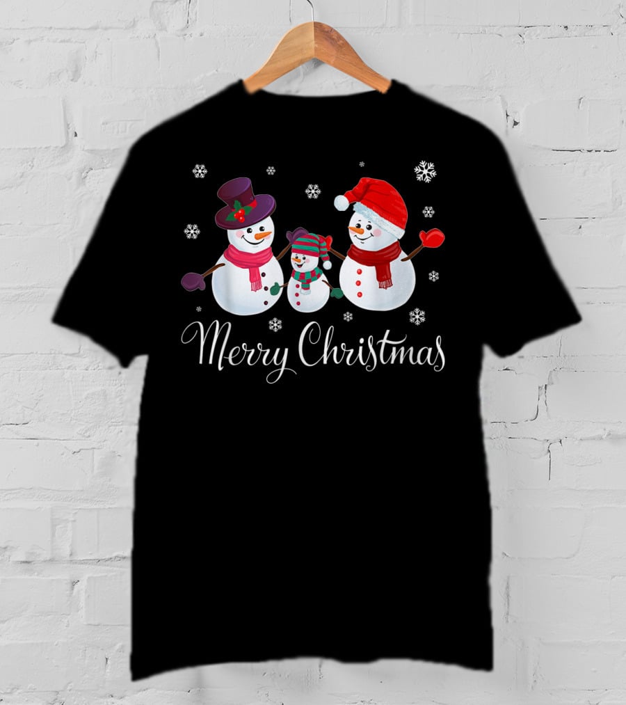Merry Christmas Family Snowman Snowflakes Holiday Scene T-Shirt