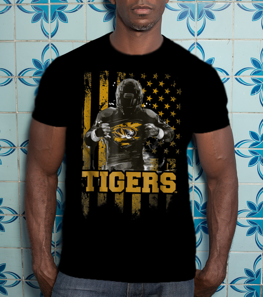 Tigers Football Mizzou Flag And Player Stars T-Shirt