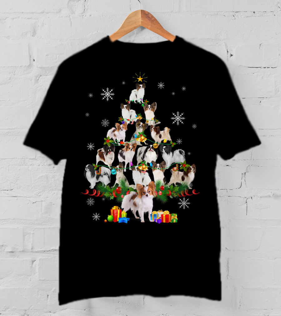 Papillon Dog Christmas Tree Lights With Snowflakes And Presents T-Shirt