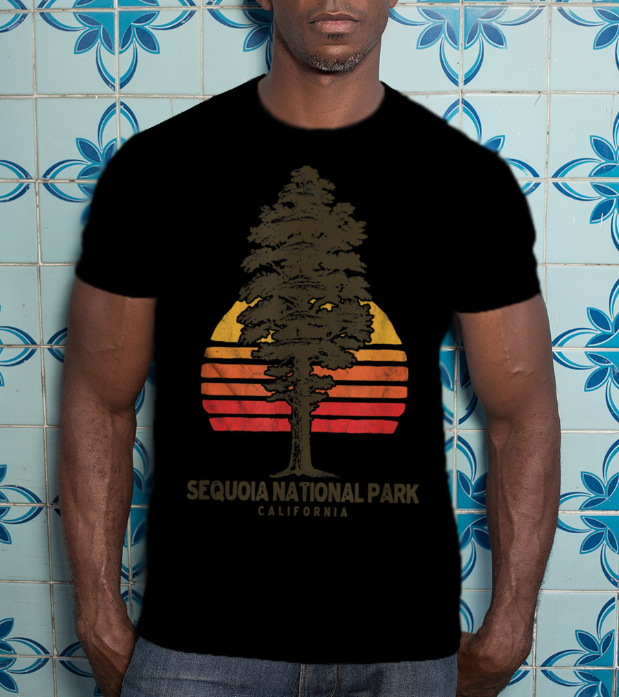 Sequoia National Park California Tree Sunset Retro Vintage Minimalist T-Shirt