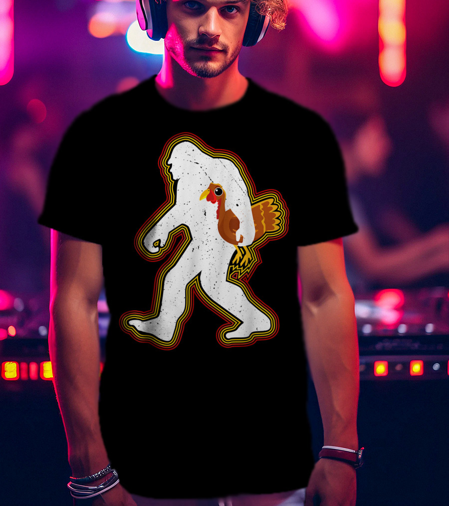 Thanksgiving Bigfoot Silhouette With Turkey T-Shirt