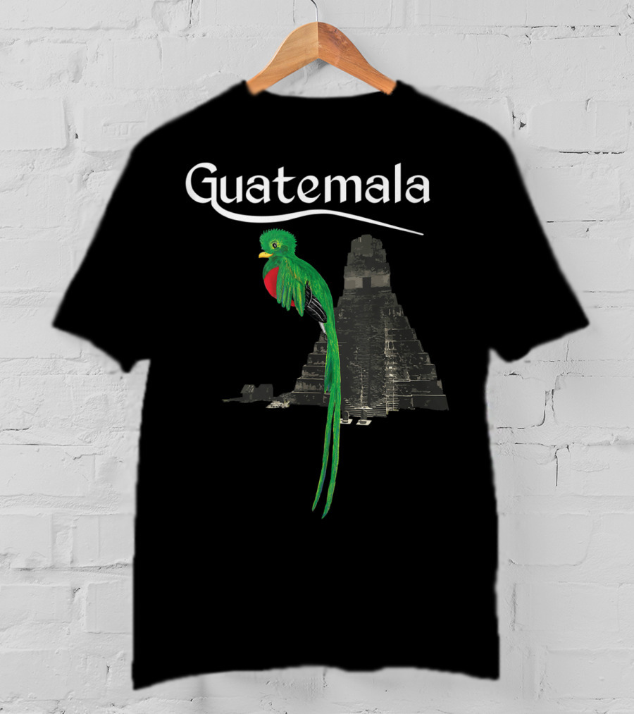 Guatemala Quetzal Chapin Vintage Maya Antigu Pyramid T-Shirt
