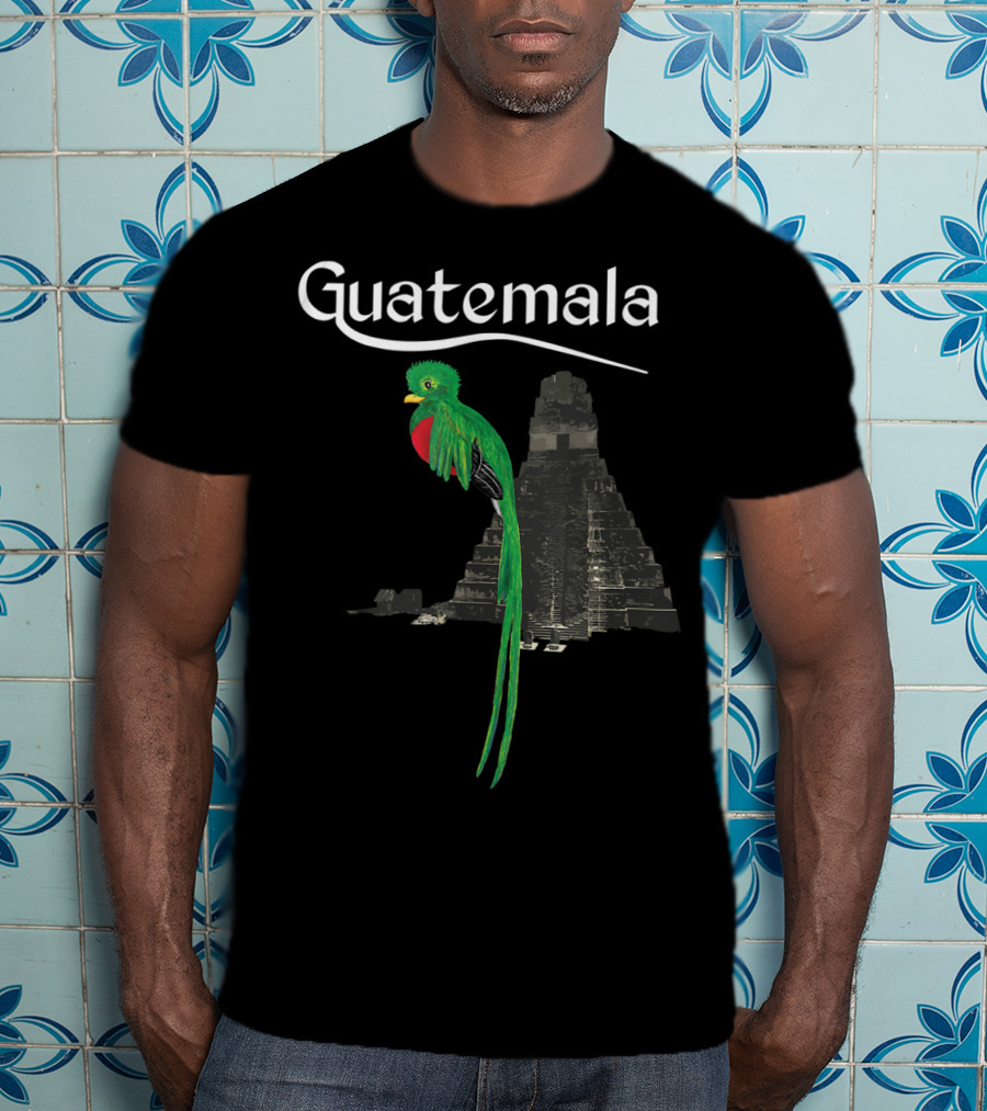 Guatemala Quetzal Chapin Vintage Maya Antigu Pyramid T-Shirt