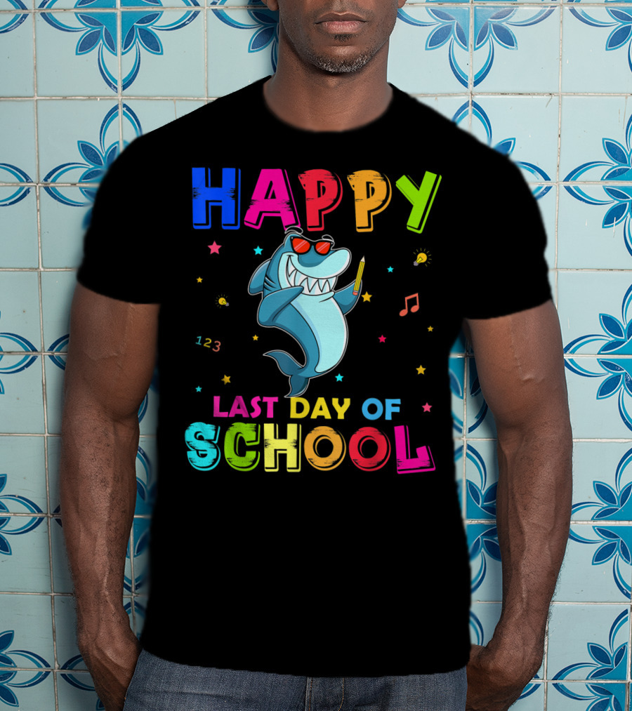 Happy Last Day Of School Dabbing Shark 123 Music Notes T-Shirt