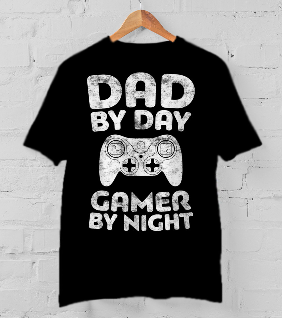 Dad By Day Gamer By Night Game Controller T-Shirt