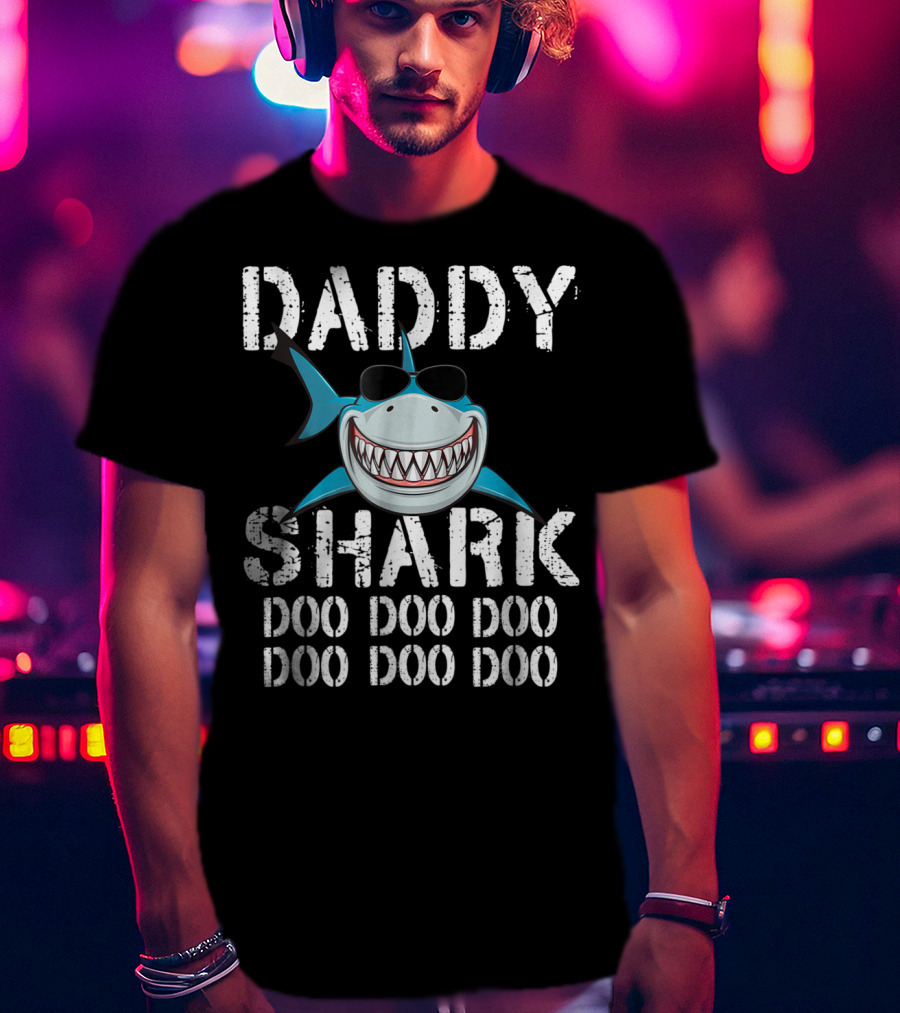 Daddy Shark Doo Doo Doo Doo Doo Doo Family Mens T-Shirt
