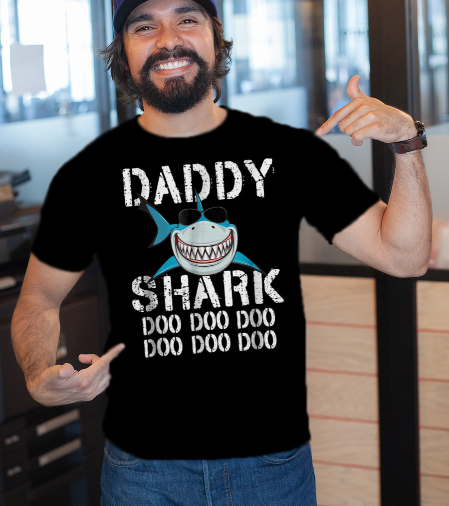 Daddy Shark Doo Doo Doo Doo Doo Doo Family Mens T-Shirt