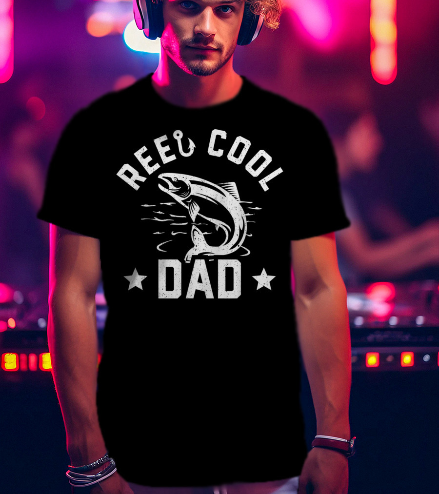 Reel Cool Dad Funny Fishing Pun With Hook And Fish T-Shirt