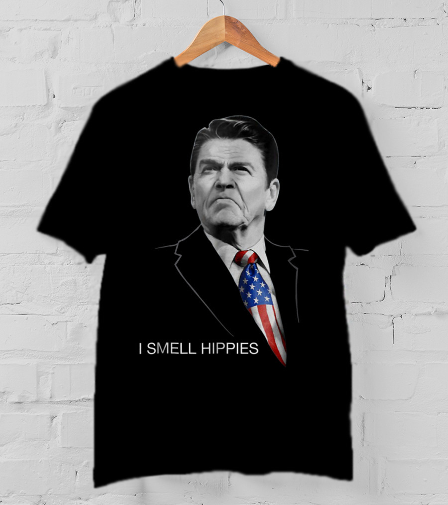 Ronald Reagan I Smell Hippies Patriotic Conservative T-Shirt