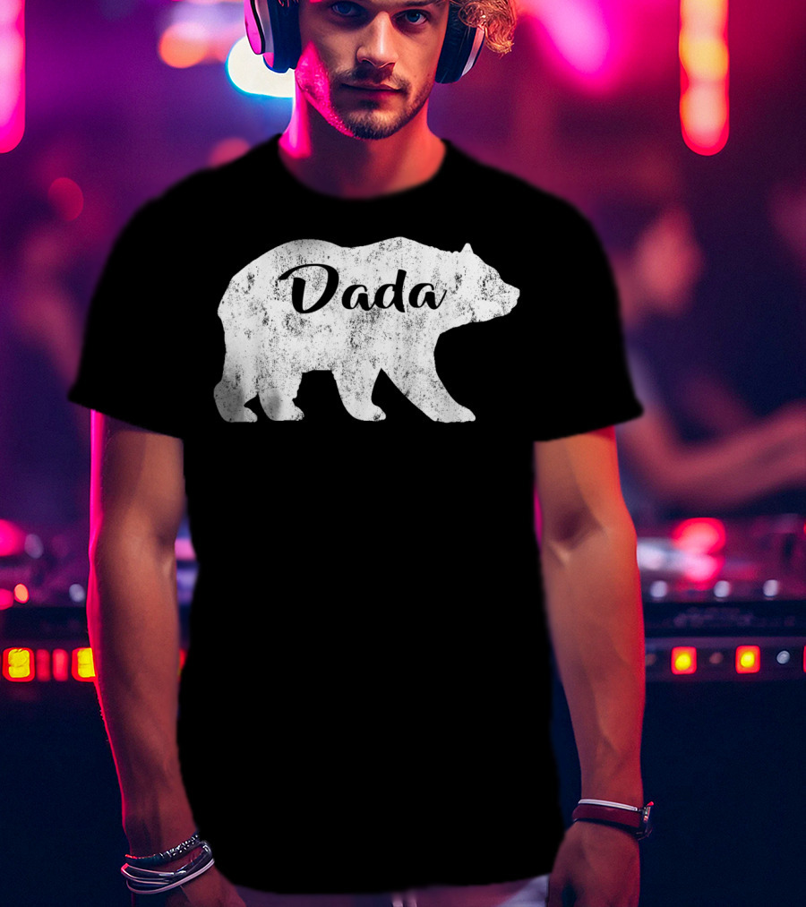 Dada Bear Mens Awesome Camping Gramps T-Shirt