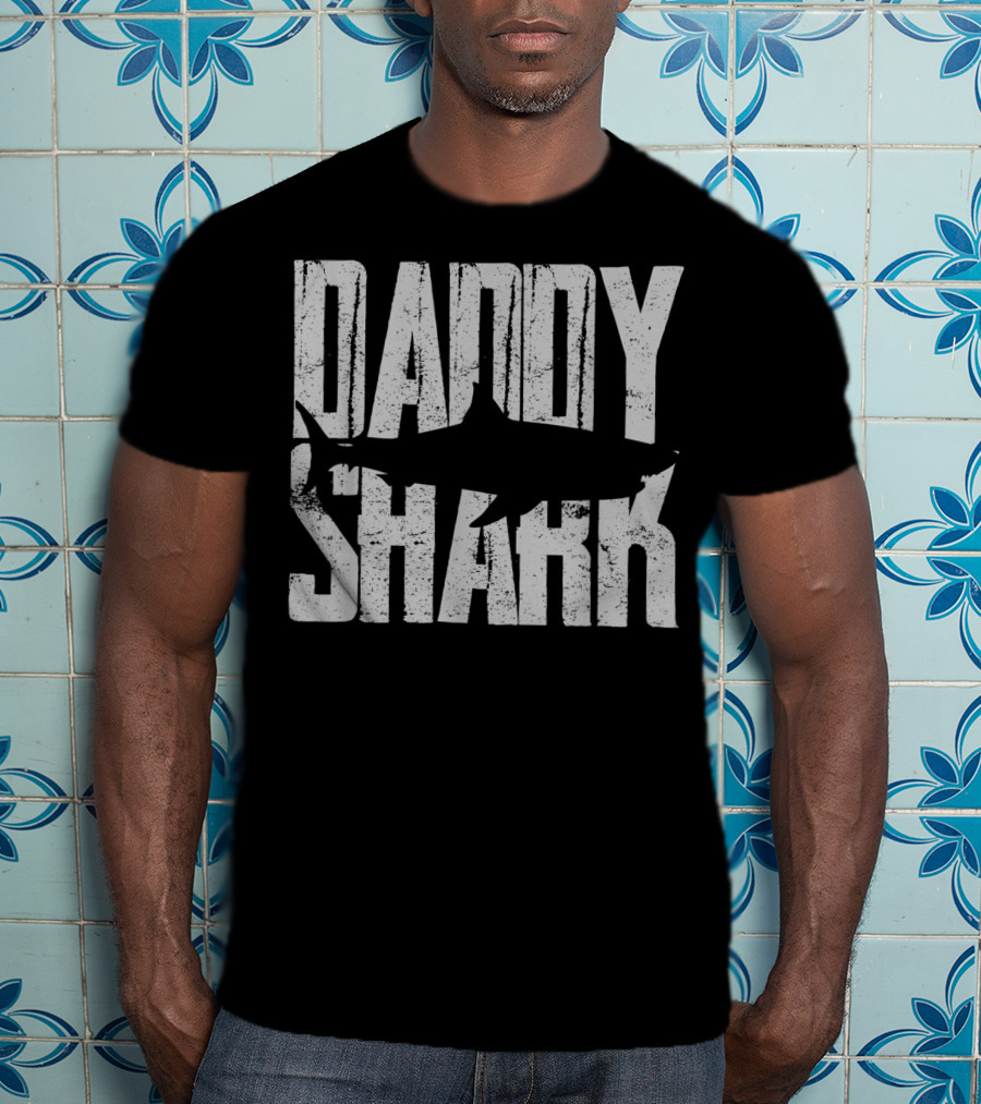 Daddy Shark Doo Doo Mens T-Shirt