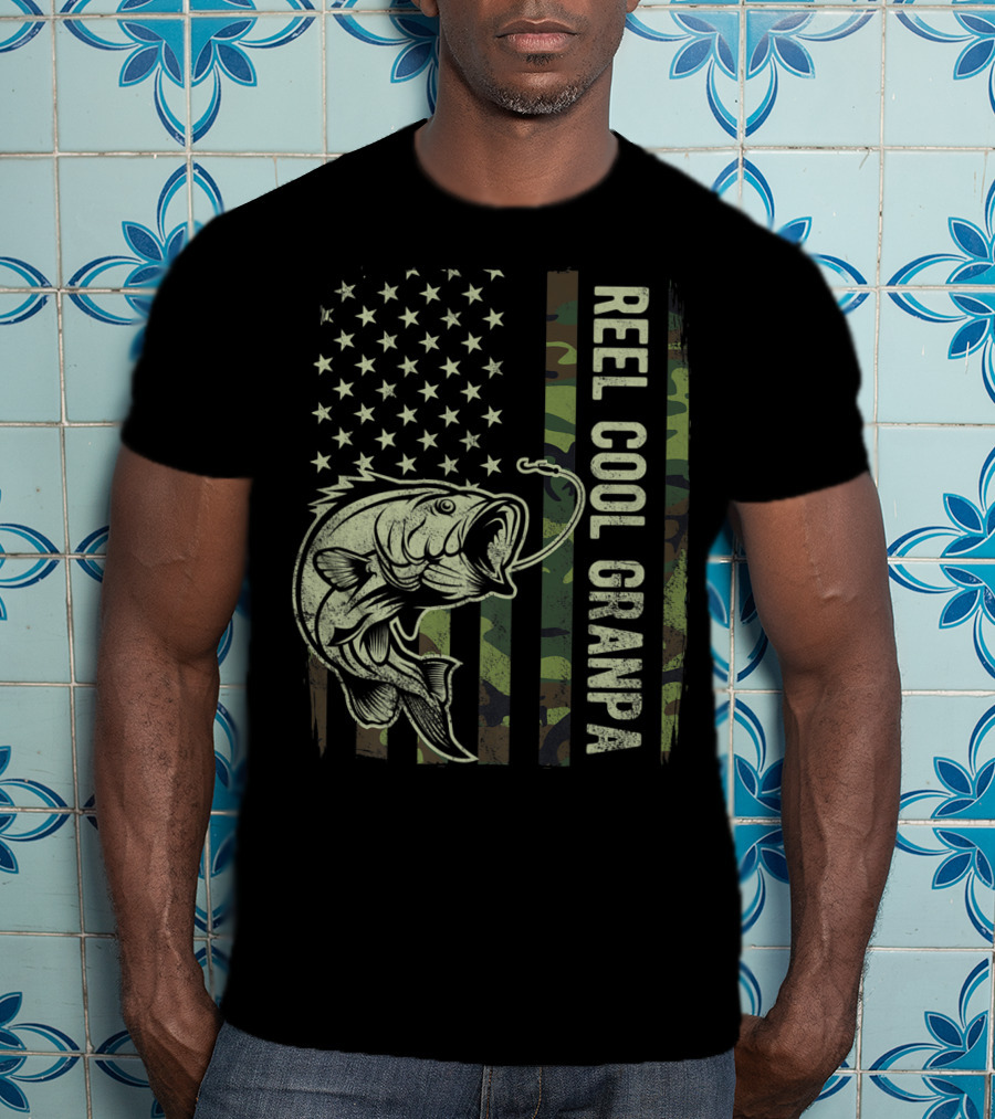 Mens Reel Cool Grandpa American Flag Fishing Camouflage T-Shirt