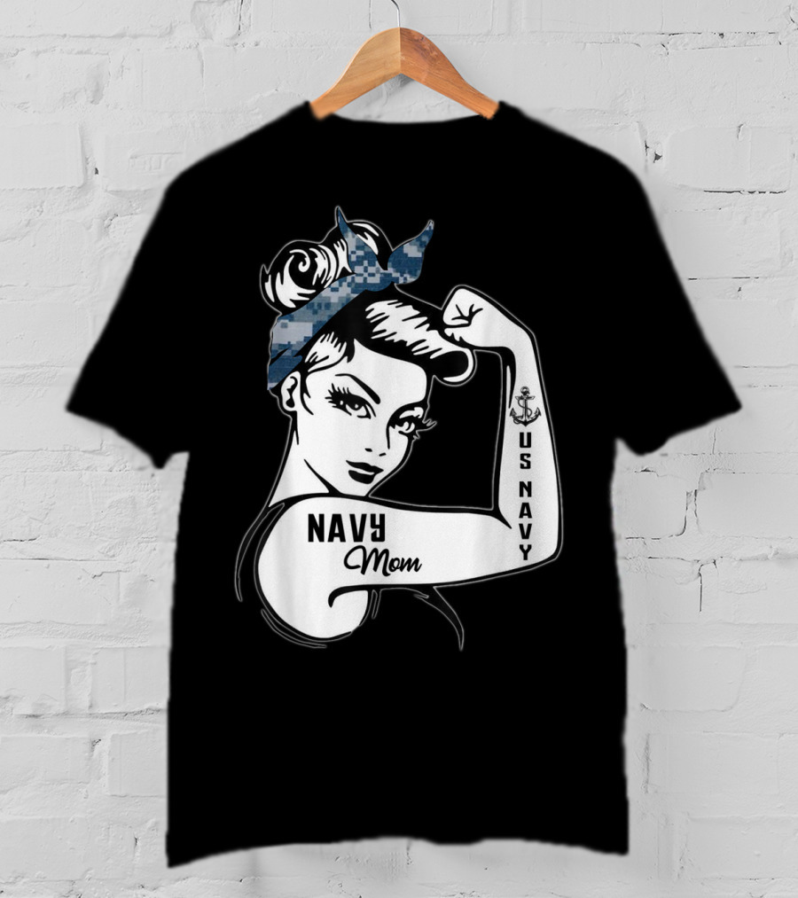 Navy Mom US Navy Strong Memorial Day T-Shirt