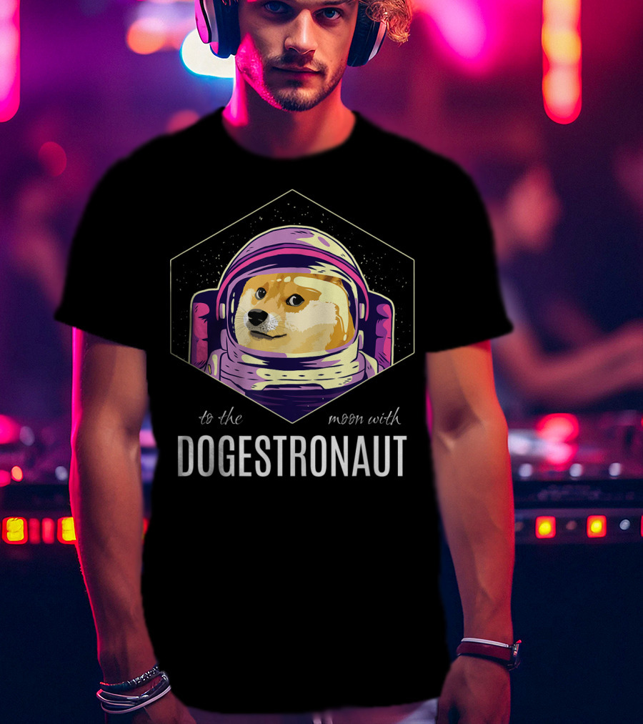 Dogestronaut To The Moon With Dogecoin Crypto T-Shirt