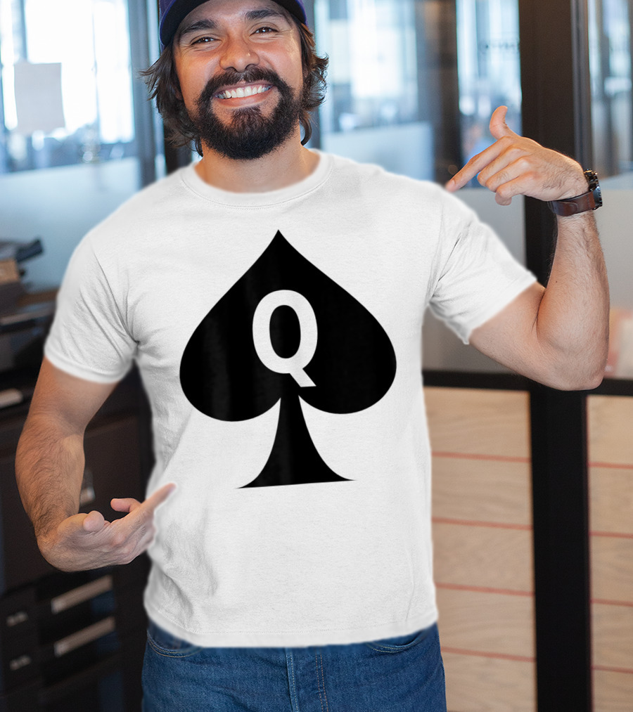 Queen Of Spades Q Symbol Hotwife Clothing T-Shirt