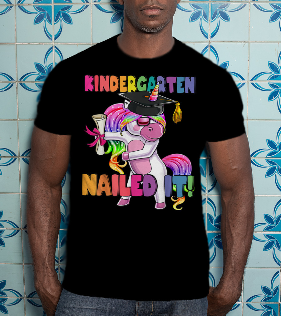 Kindergarten Nailed It Flossing Unicorn Graduation T-Shirt