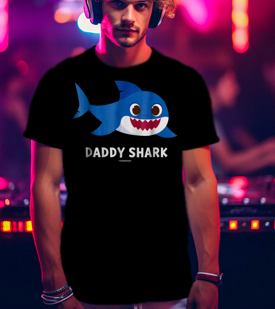 Pinkfong Mens Daddy Shark SmartStudy T-Shirt