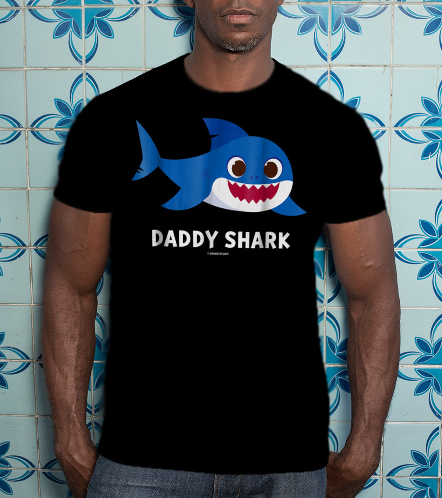 Pinkfong Mens Daddy Shark SmartStudy T-Shirt
