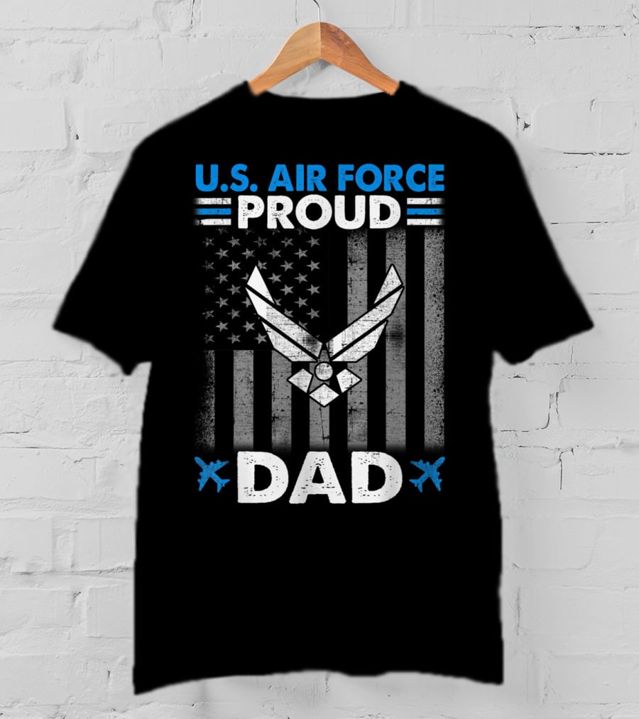 U.S. Air Force Proud Dad American Flag Emblem T-Shirt