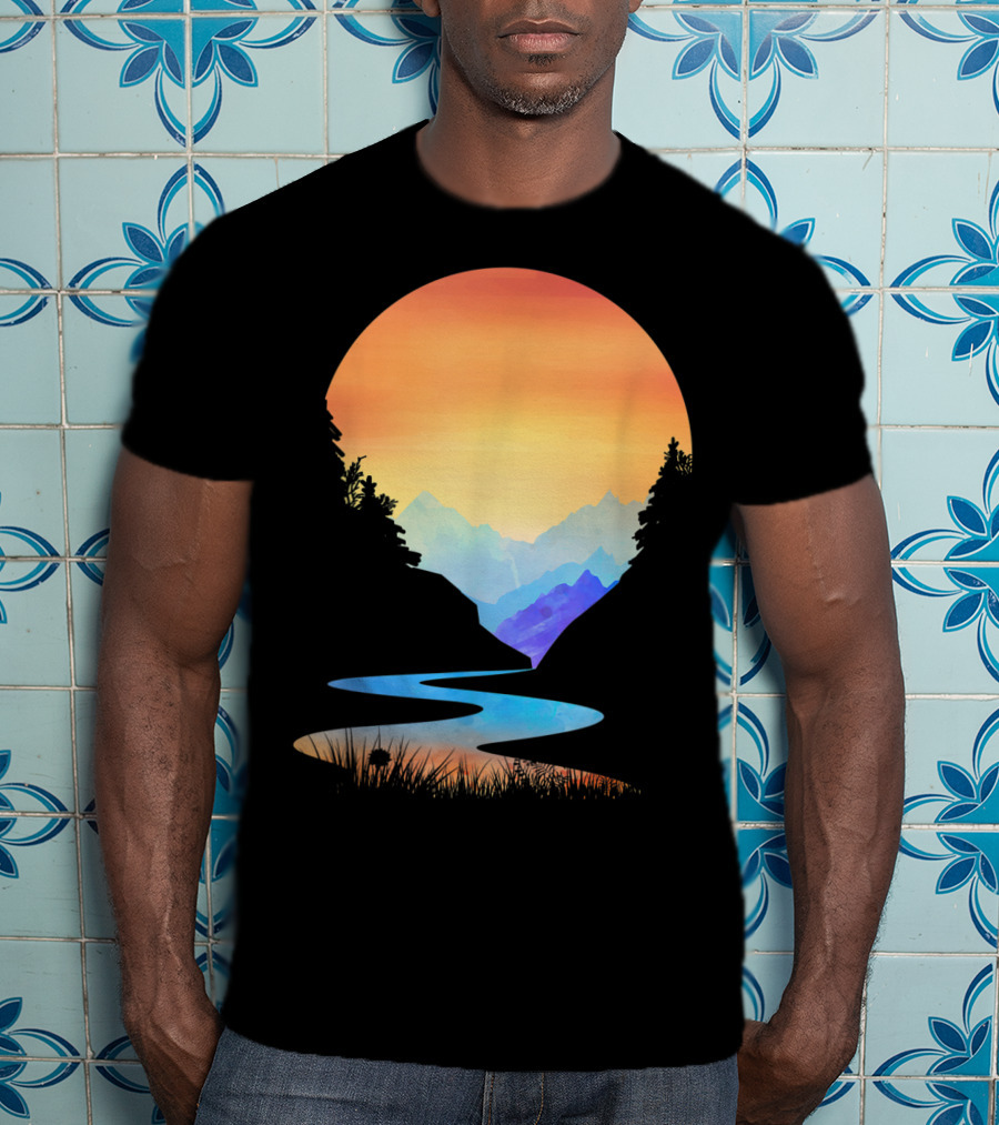 Outdoor Sunset Vintage Style Mountains Sun Nature River Landscape T-Shirt