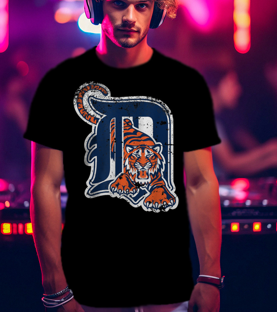 Tiger Mascot Distressed Detroit T-Shirt