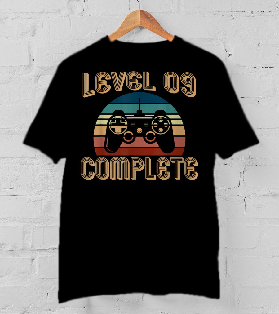Level 09 Complete Vintage 9th Celebration Gaming Controller T-Shirt