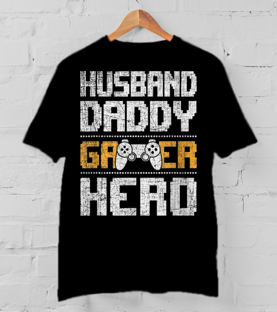 Husband Daddy Gamer Hero With Gaming Controller T-Shirt