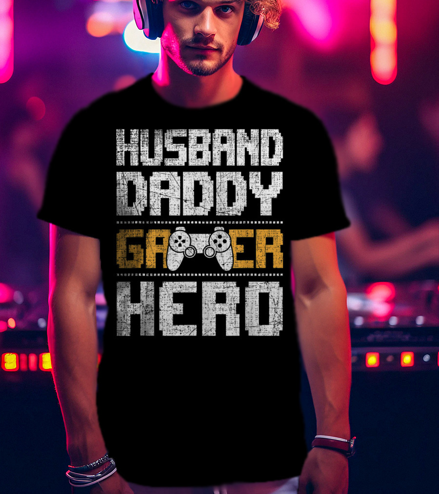Husband Daddy Gamer Hero With Gaming Controller T-Shirt